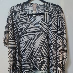 Chico's Monochrome Geometric Women's Blouse